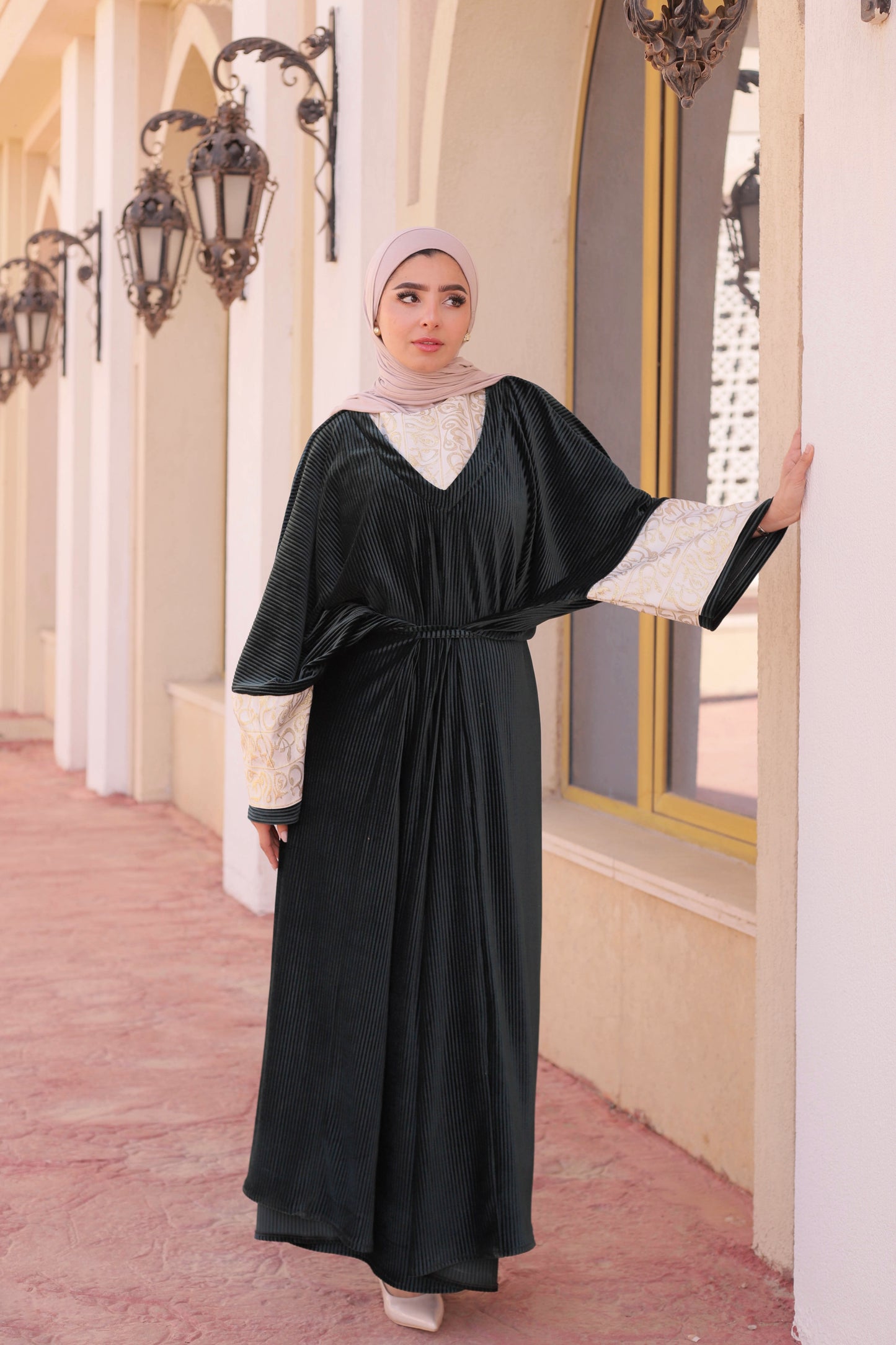 Lumiere Abaya 🌙